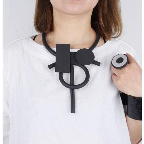 Women Ethnic Choker Necklace Punk Style Black Neck Chain Female Geometric Pendant Necklace Rubber Jewelry Aesthetic Accessories