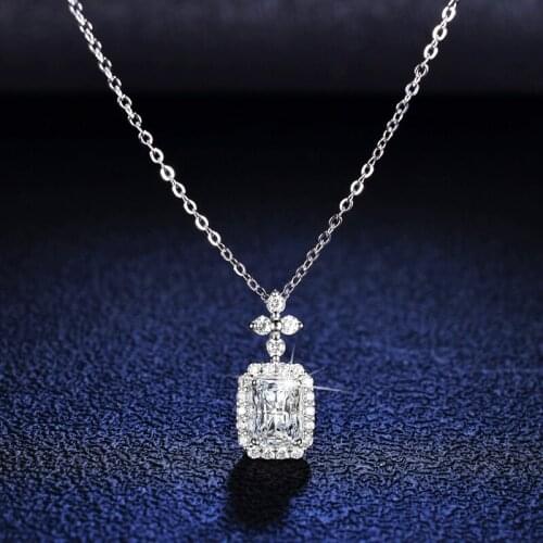 S925 Silver Pendant 1 Carat Moissanite Necklace Female Fashion Geometric Rectangular Engagement Pendant Jewelry Gift Chain