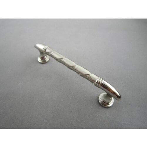 Kitchen Cabinet Handle With Zinc Alloy Silver Metal Part (C.C.:96mm,Length:118mm)