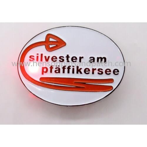 Custom metal soft enamel advertisement blinker led pins