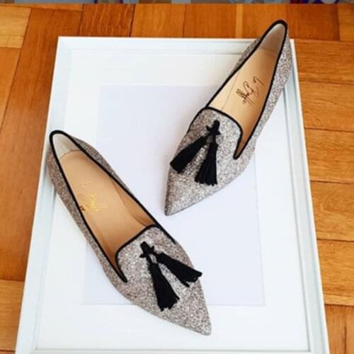 Women Shoes Flat Heel Pointed Toe Slip-on Tassel Loafers Spring Female Shallow Mouth Fringe Casual Ladies Shoes 2021 New Fashion