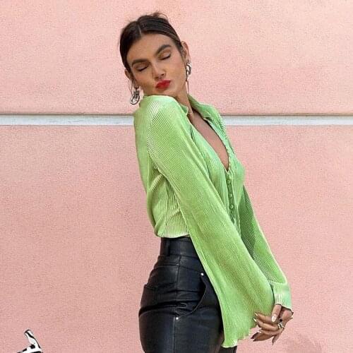 2021 New Chic Green V-Neck Buttons Shirts Summer Women Ladies Laple Long Flare Sleeve Ribbed Tops Fashion Ladies Slim Shirts