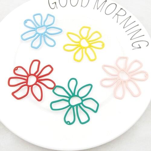 Newest 40pcs/Lot 55*53MM Hollow Out Rubber Enamel Alloy Jewelry Flower Charms Fashoin Earring Necklace Ornament Pendants