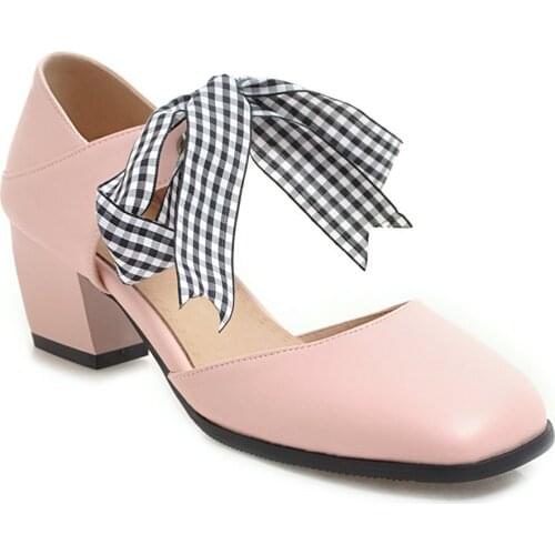 19 years spring and summer new fashion thick with the square head 40-43 buckle with hollow sandals women