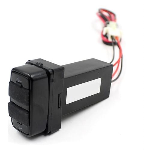 Dual USB Car Charger Adapter For Mitsubishi 5V 2.1A USB Charging Plug For Mobile Phones Navigation Tablet PC GPS Tracker