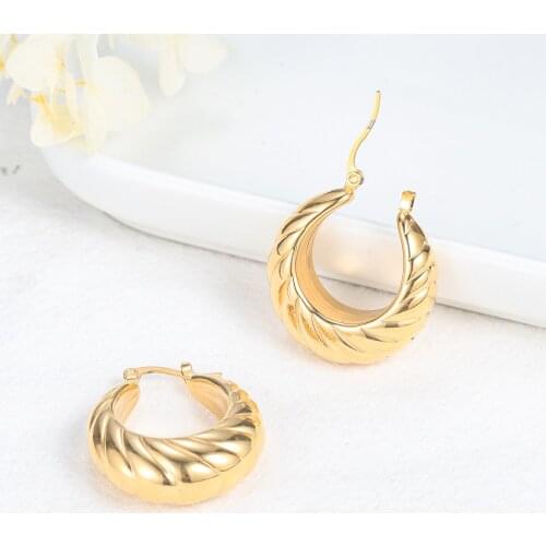 Morgan Earrings by CaitlynMinimalist Bold Croissant Hoops Gold Huggie Hoop Earrings Must Have Everyday Earrings Gift for Her