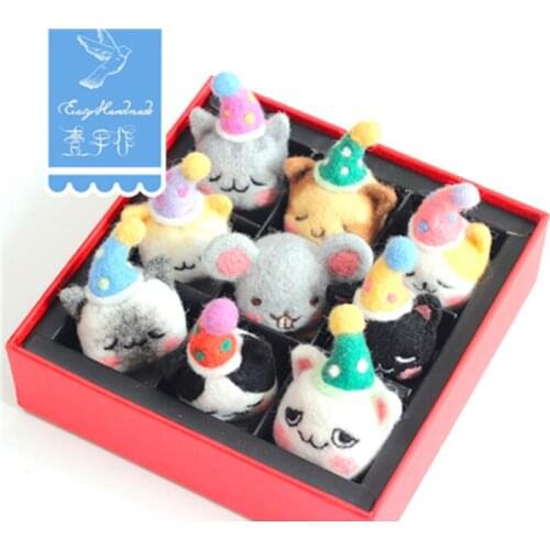 Chicken suit animal ice creamwool needlepoint kit wool felt needle felting decoration craft needlecraft DIY handmade