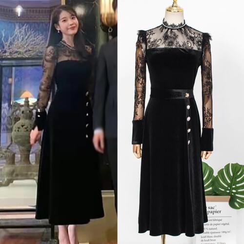 2021 autumn and winter models female Korean version of the temperament waist black lace stitching dress