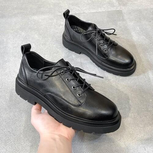 New Fashion Men Casual Shoes Vintage Black Trend Formal Dress Leather Shoes British Business Platform Designer Loafers Lace-up