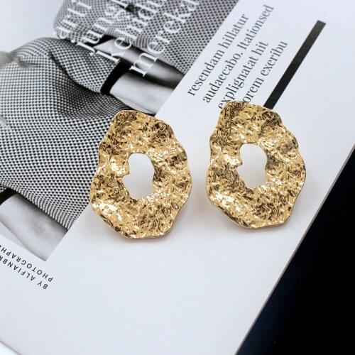 2020 Irregular Geometric Alloy Drop Earrings for Women Unique Design Exaggerated Hollow Out Gold Color Metal Earrings Oorbellen