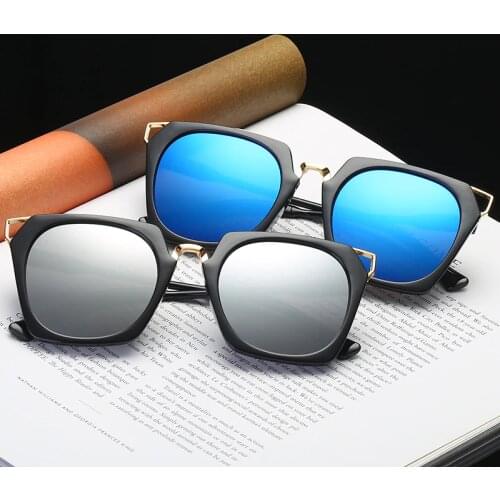 Cats Eye Color Lens Plastic Sunglasses Mens & Womens Sunglasses Summer Trend Eyewear 2018 Master Design Brand