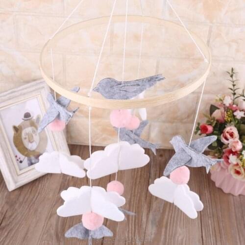 Baby Crib Felt Ball Musical Mobile Rattle Infant Cot Wind Chime Bed Bell Toys Kids Room Hanging Decor M19 21 Dropshipping