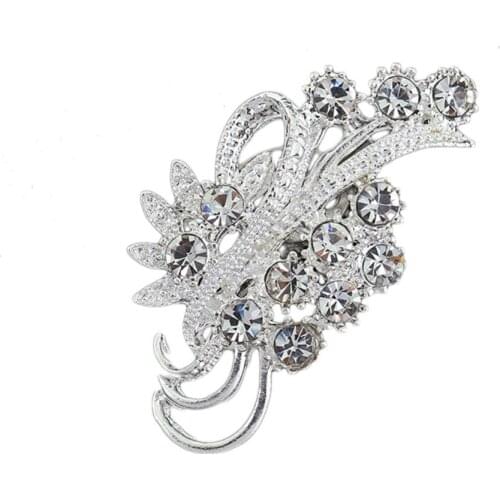 2016 Women Crystal Brooch Pins Silver Color Flower Shape Fine Jewelry Sweater Accessories Simple Delicate