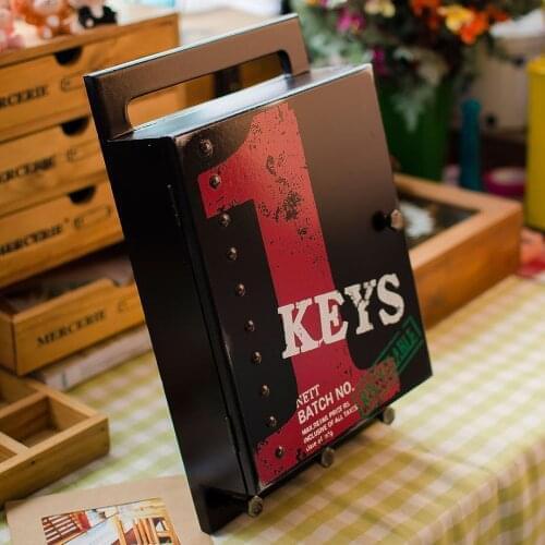 American Vintage Key Storage Box Wall-mounted Home Clothes Hanger Rack