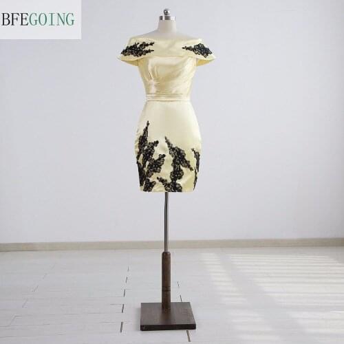 Yellow Satin Lace Cap Sleeves Knee-Length Sheath Mother Of The Bride Dresses Custom Made