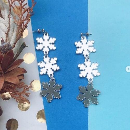 Christmas Acrylic Earrings Snowflake Tassel Earrings For Women Sliver Colour Mirror Surface Fashion Jewelry Party Gifts New 2021