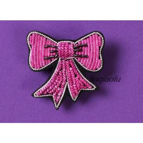 Hand Embroidered Badge Brooch Anti-Walk Neck Pin Pinned Clothes Cute Bow Corsage Badge