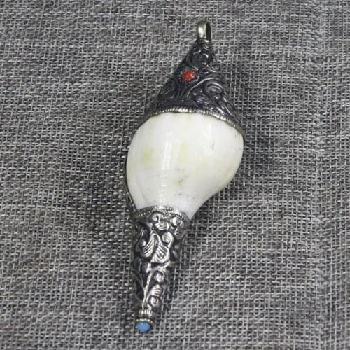 Handmade Nepal Tibetan Necklace Pendant Tibet Conch Shell Jewelry White Blue