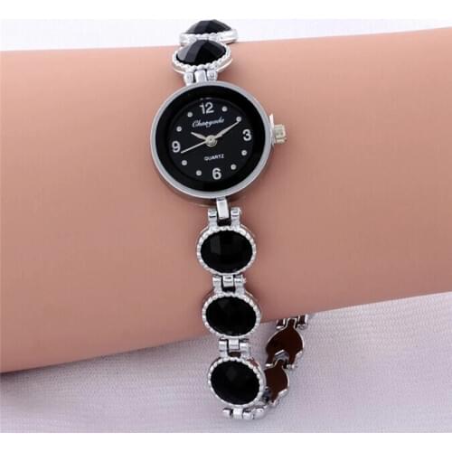 Women Watches 2021 New Stylish Silver Round Dial Analog Quartz Bracelet Watches Ceasuri Reloj Hot montre femme