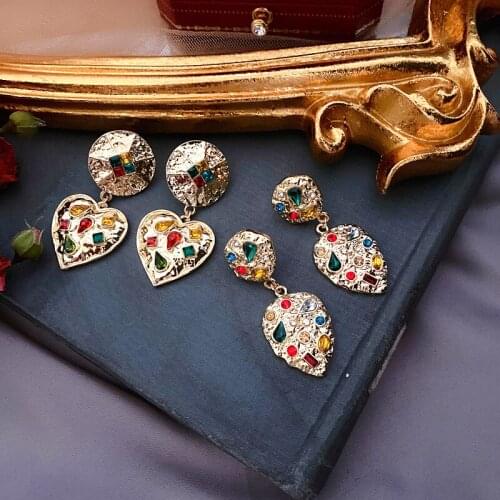 Antique baroque palace stud earrings French ins dazzle colour elegant temperamen earrings