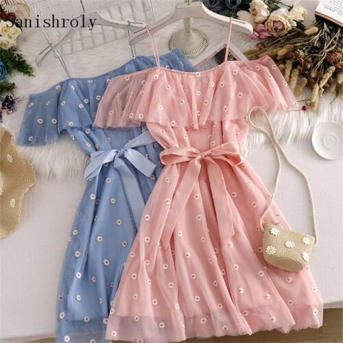 2021 Little Daisy Spaghetti Strap Mesh Dress Summer Women Sexy Slash Neck Ruffle Lace Dresses Ladies Long Party Dress With Belt