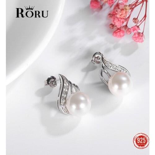 925 Sterling Silver Earring Jewelry Womens Pearl Earrings Crystals Beautiful Drop Wedding Earrings Catkins with Pearls Jewerly