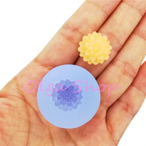HYL441 16.7mm Chrysanthemum Flower Silicone Mold Fondant Cake Decoration Resin Clay Art Earrings Necklace Rings DIY FOOD SAFE