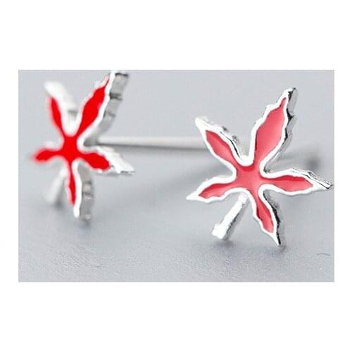 Exquisite Silver Color Maple Leaves Stud Earrings for Women Fashion Simple Fine Earrings Girls Jewelry Gifts