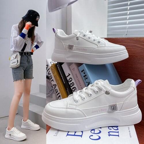 Small white shoes womens fashion 2021 autumn new board shoes female students running, breathable and leisure increased