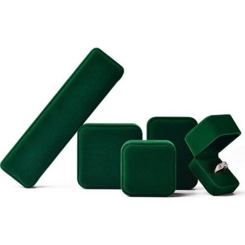 Oirlv Newly Elegant Green Long Plush Jewelry Package Organizer Ring Pendant Bangle Long Chain Box Gift Display Case