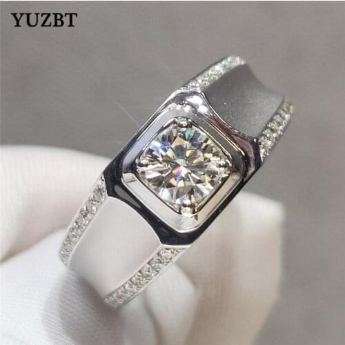 18K White Gold Plated Excellent Cut 1 Carat 6.5mm Gemstone Ring for Men Diamond Test Past D Color Moissanite Wedding Ring Gift