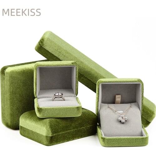 New 500pcs Jewelry box Custom logo Grass green flannel iron jewelry box jewelry storage box jewelry packaging gift box