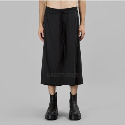 Summer cropped trousers with deconstructed simple silhouette men trousers original designer brand culottes