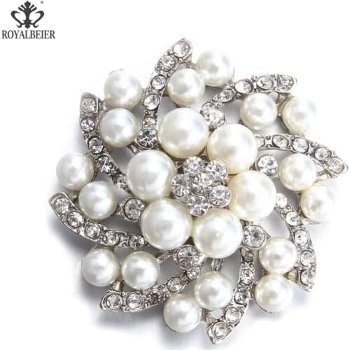 RoyalBeier 2018 Hot Large Flower Shape Pearl Acrylic Rhinestone Large Button Natural Stone DIY Shiny Buttons Accessory KZ1254