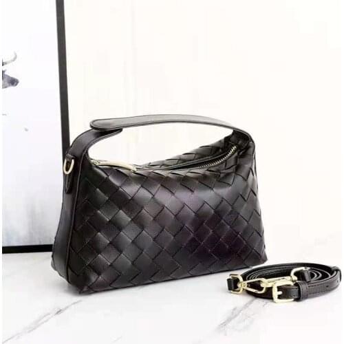 U Beauty Women's Shoulder Bags