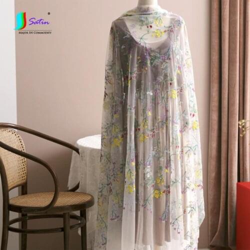 Handmade Cheongsam Wedding Dress Lace Sofa Decorate Curtain White Background Embroidery Bright Leaf Flower Stripe Tulle cloth