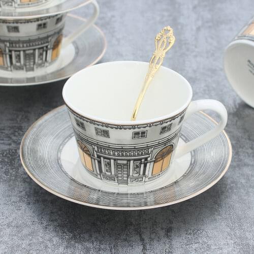 Luxury European Coffee Cup Porcelain British Royal Tea Cups Set with Handle Saucer Vintage Afternoon Teacup Home Drinkware C50CC