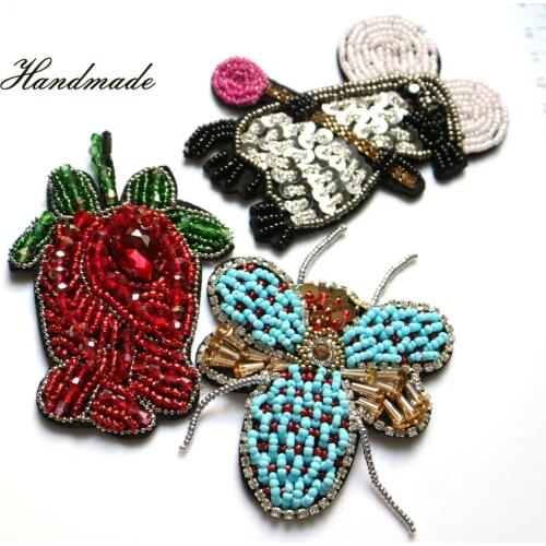 1pc flower embroidered beaded Patches for Clothing sew on rhinestonen butterfly mouse parche Appliques Decoration Badge parche