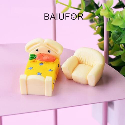 BAIUFOR Miniatures Cute Bed Sofe Dollhouse Accessories Fairy Garden Miniature Succulents Figurines Mini Landscape & Home Decor