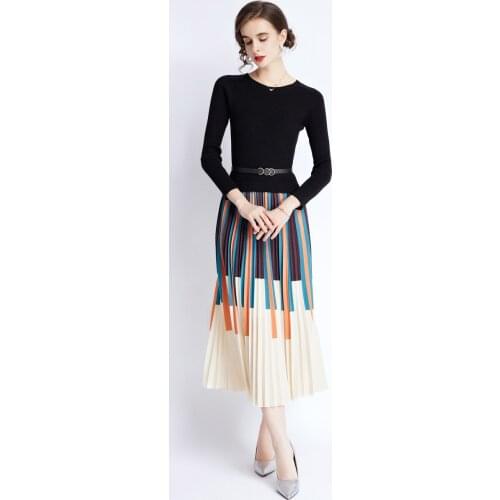 Autumn new knitted dress gradually discoloration false two fashionable temperament splicing bottom slim pleated dress traf