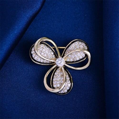 Fresh Lovely Lilac Cubic Zirconia Brooches for Women Men Suit Dress Enamel Pins Accessories Jewelry Luxury Flower broche luxe