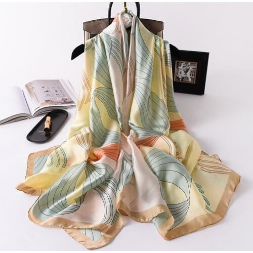 2020 Spain Luxury Brand Ombre Lotus Floral Silk Scarf Lady Print Soft Shawls and Wraps Pashmina Stole Beach Cover-Ups 180*90Cm