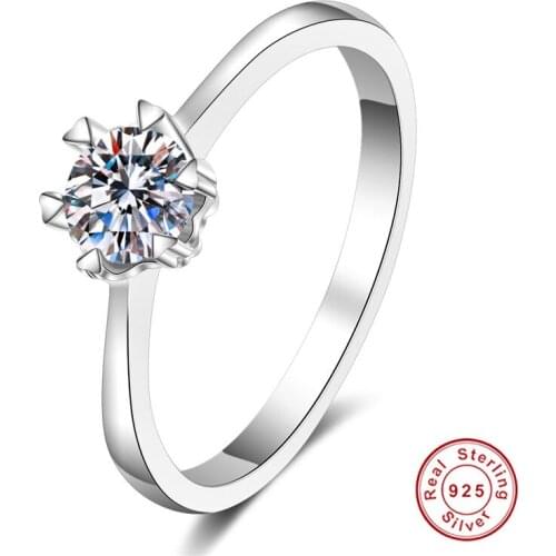 Geoki 925 Sterling Silver Perfect Cut 0.5 ct D Color Round Moissanite Diamond Ring with Certificate Luxury Engagement Jewelry