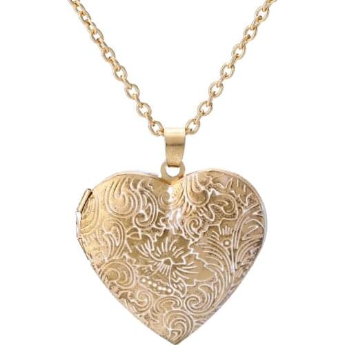 Beautifully Carved Photo Box Geometric Love Heart Round Pendant Necklace Charms Gold Classic Chain Couple Memorial Jewelry Gifts