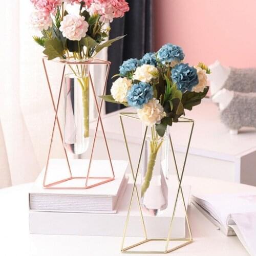 Flower Vase Delicate Flower Vase Decorative Wrought Iron Geometric Shape Flower Planter Bottle for Office