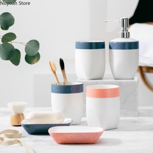 European Style Bathroom Supplies Ceramic Lotion Bottle Toothbrush Holder Soap Dish Toothpaste Dispenser Bathroom Accessories