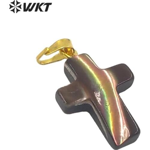 WT-JP229 Fashion Lady Necklace Pendant Gorgeous Brown Shell Jewelry Pendant Single Hook Shiny Cross Shell Pendant