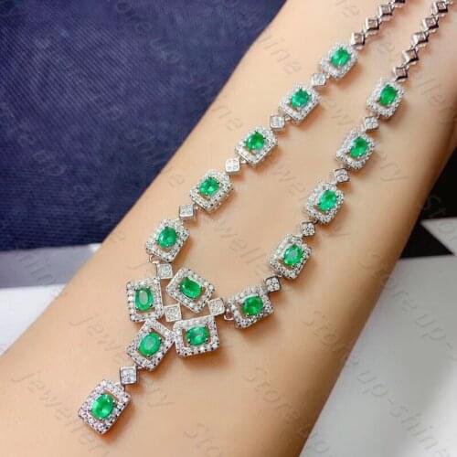Luxury style natural emerald necklace 925 silver womens necklace noble and elegant