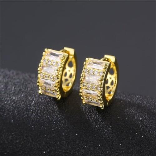 YJGS Fashion AAA Cubic Zirconia Hoop Earring Korea Hollow Earring Exquisite For Girl Rectangle Rhinestone Earrings Party Jewelry