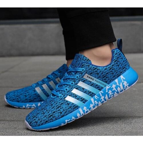 Lightweight Sneakers Breathable Flying Weave Comfortable Running Shoes Men Sport Shoes Wear-resistant Training Shoes